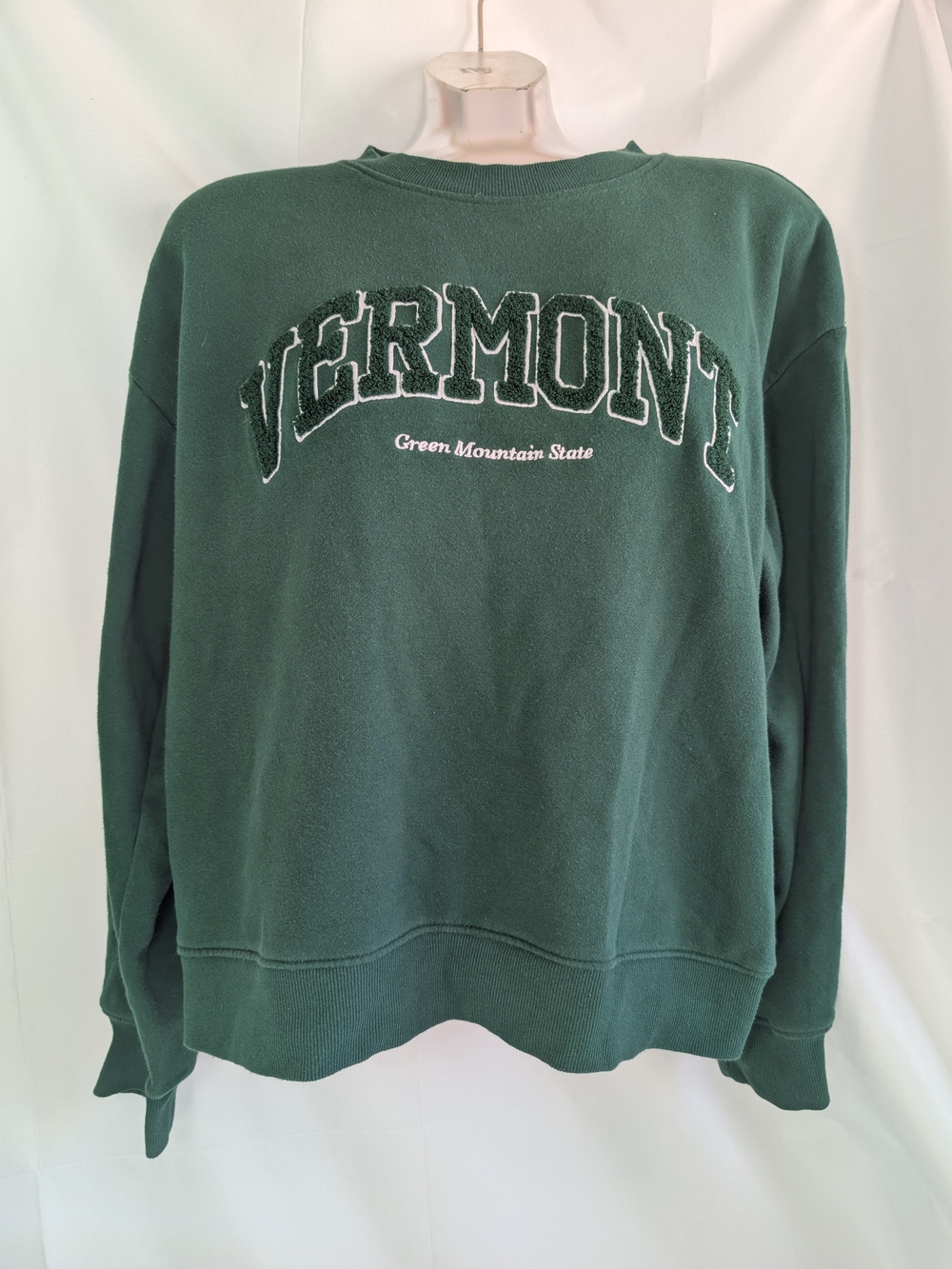 H&M Dark Green Vermont Green Mountain State Crewneck Sweatshirt Medium